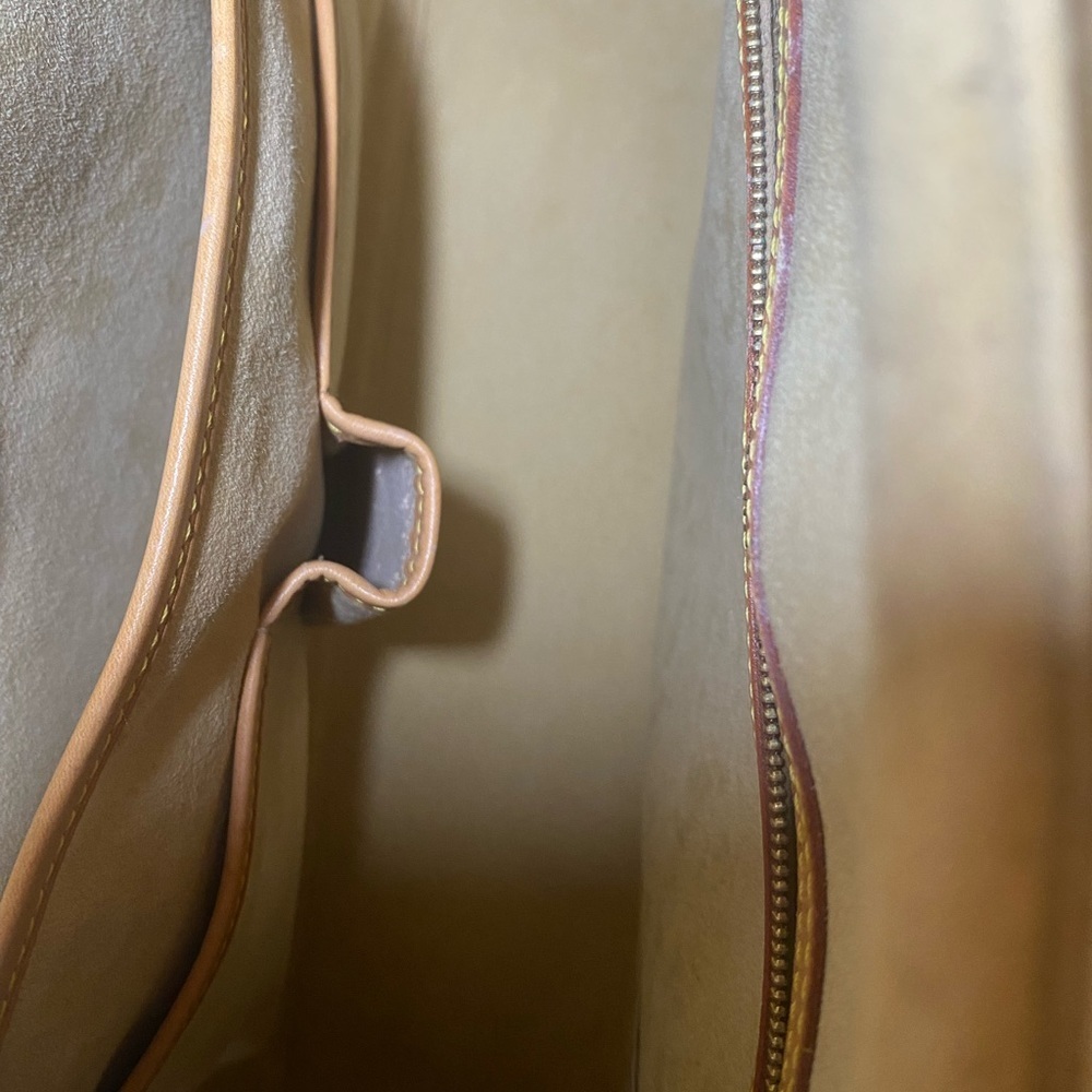 LV Rivoli Briefcase Monogram - Picture 8 of 16